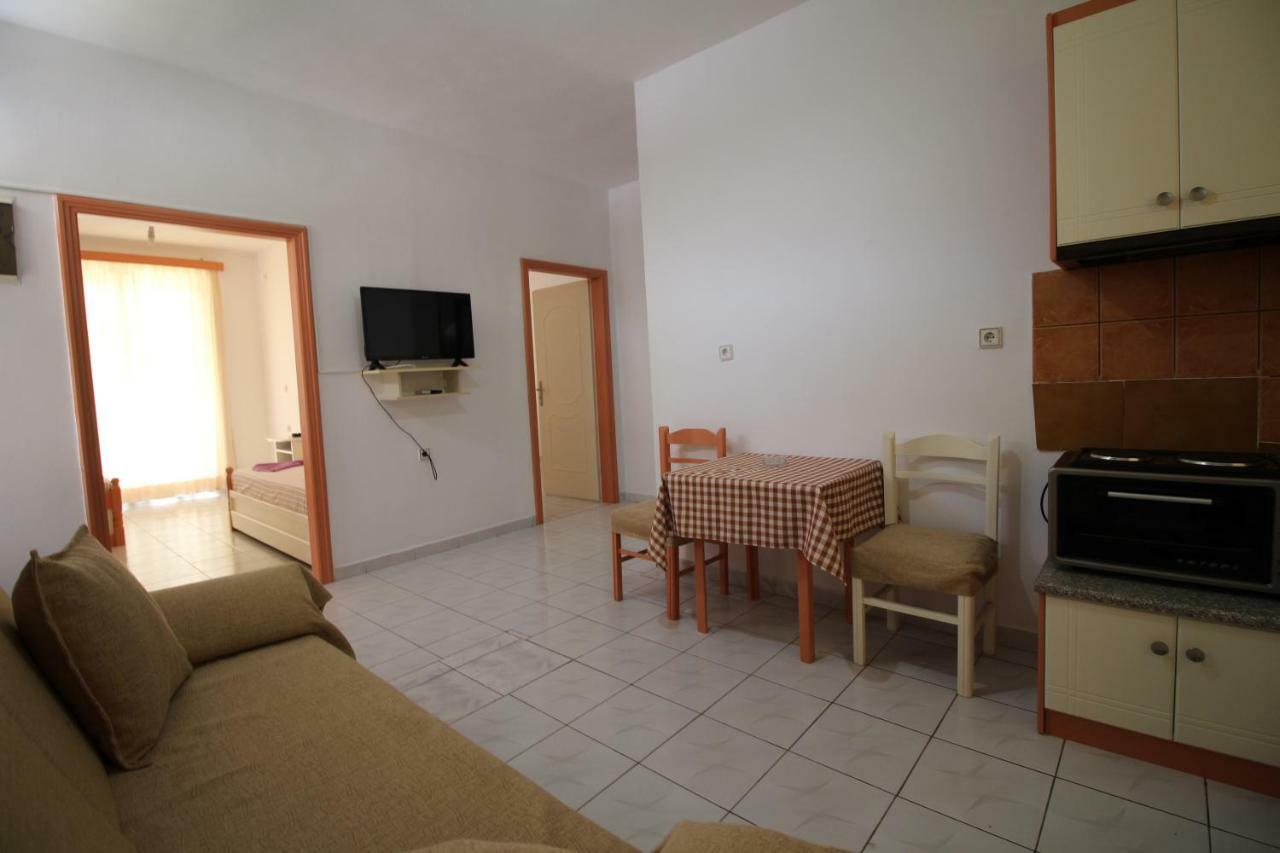 Mejdi Apartments Saranda Zewnętrze zdjęcie
